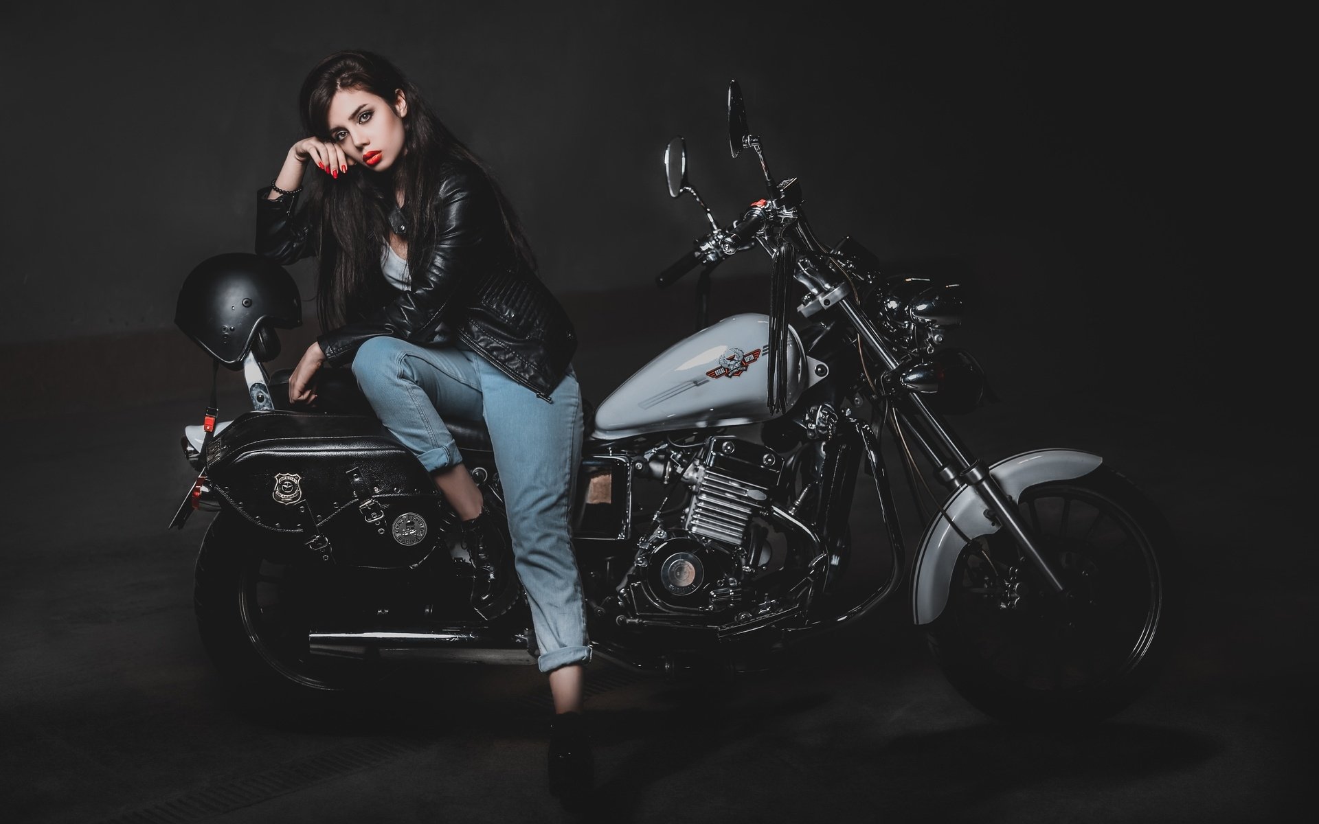Biker girls: style and drive in Zhangjiakou