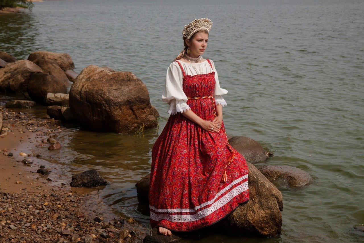 Women in Slavic costumes in Zhangjiakou