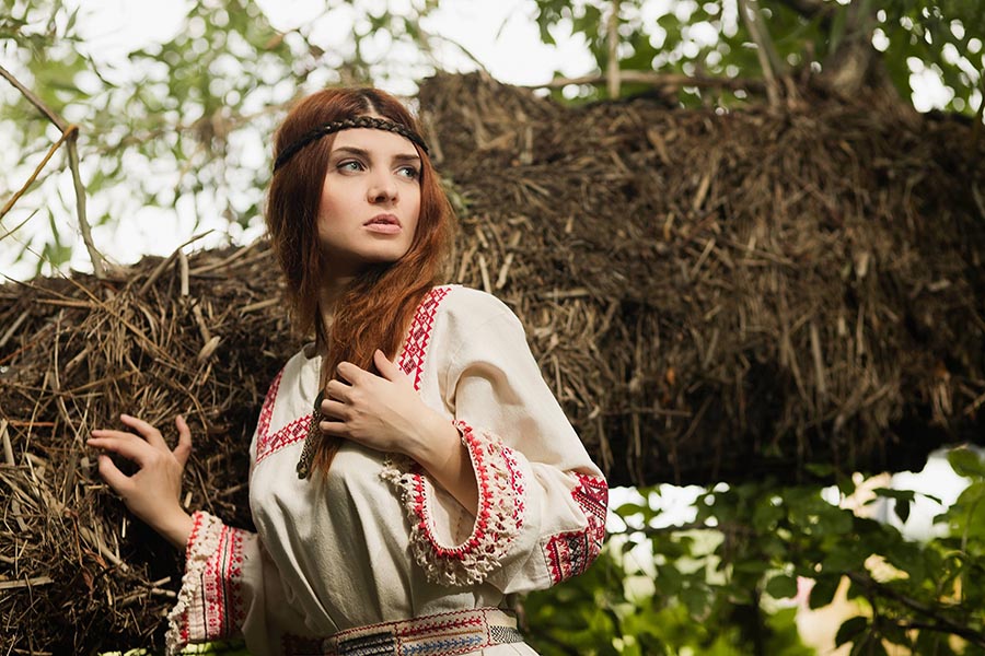Women in Slavic costumes in Zhangjiakou