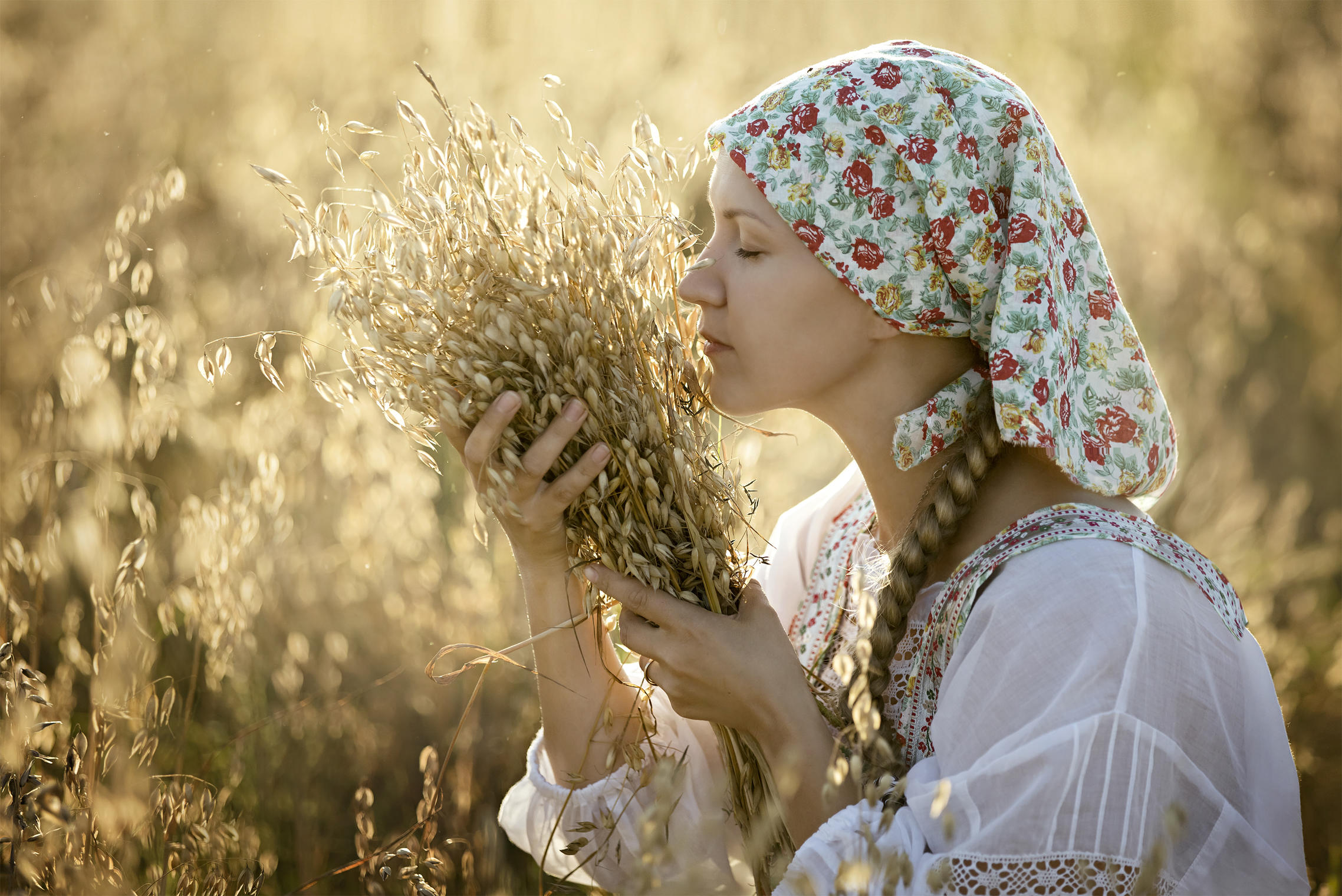 Photo Women in Slavic costumes in Zhangjiakou