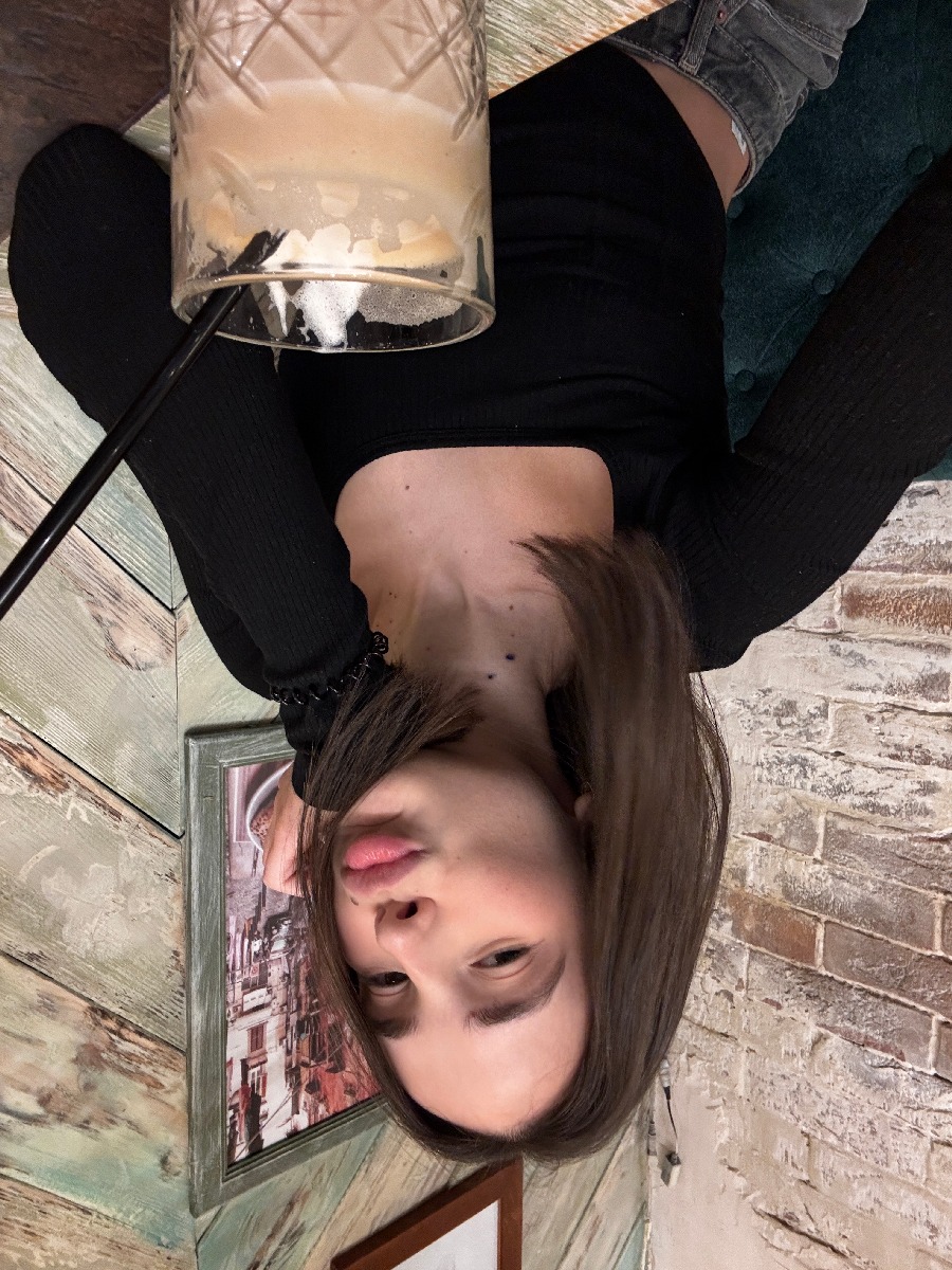 Fresh photos, fresh mood — Tina online in Zhangjiakou